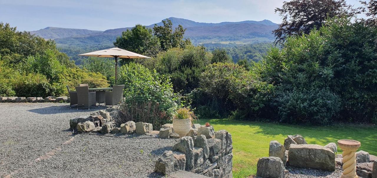 Large Mach Apartment At Pen Y Coed Hall Dolgellau Dış mekan fotoğraf